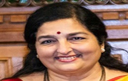 Anuradha Paudwal Biography Hindi