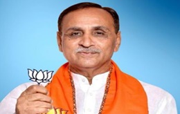 Vijay Rupani Biography Hindi